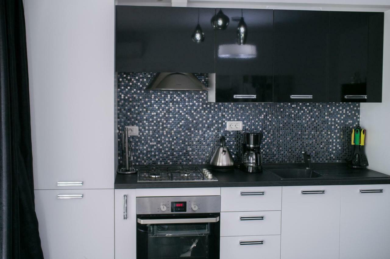 Apartel Black & White Năvodari 외부 사진