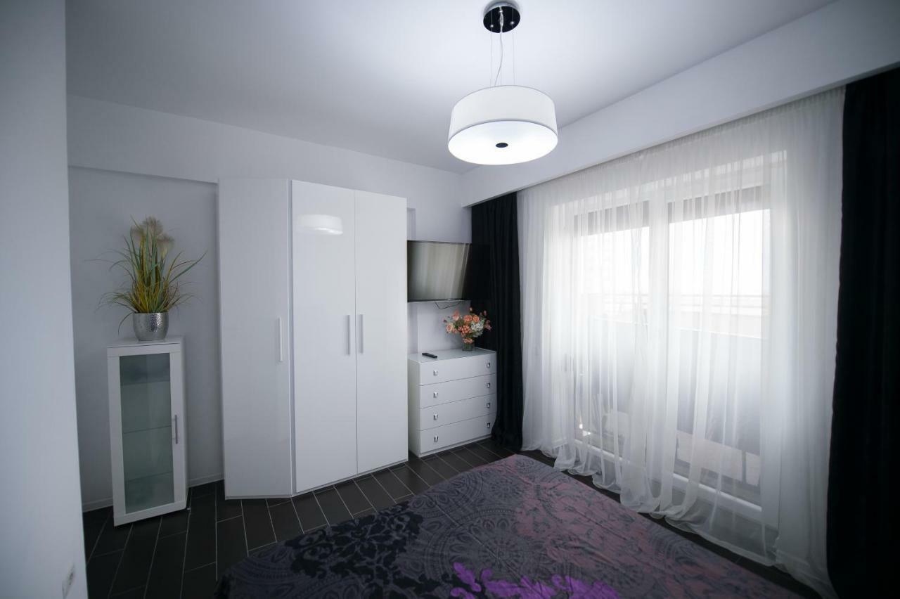 Apartel Black & White Năvodari 외부 사진